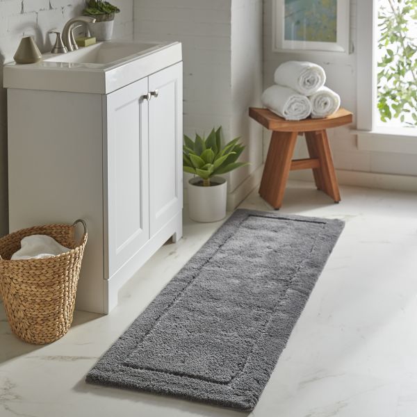 Using Rugs in the Bathroom in Conroe, TX | Color Interiors