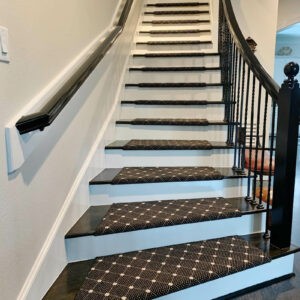 Stairway carpet runner | Color Interiors