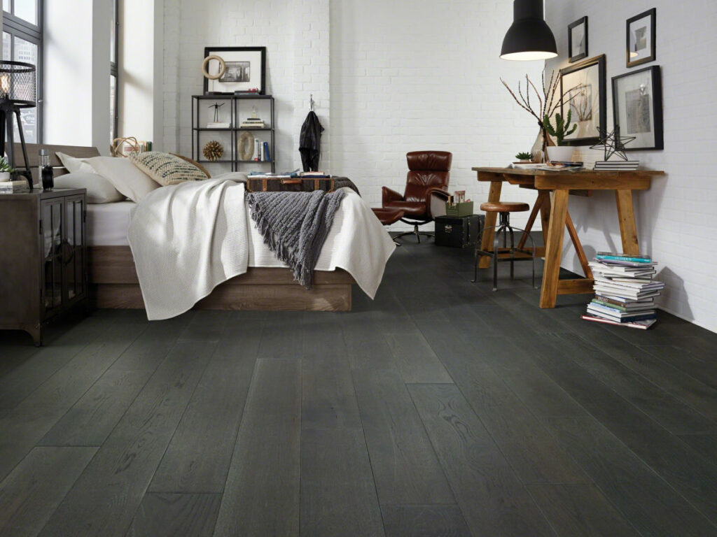 Bedroom hardwood flooring | Color Interiors