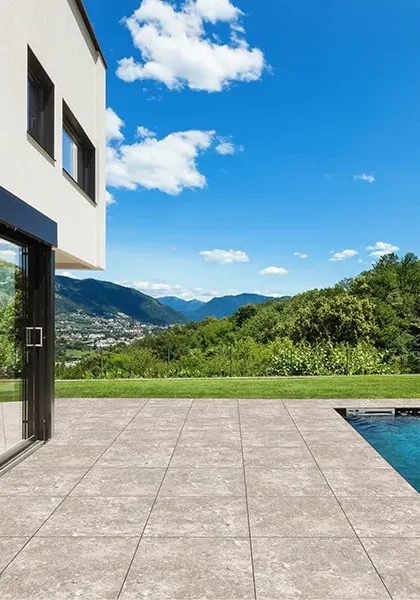 PoolDecking-Xtra-Silver-Travertine-RS- Outdoor Tile | Color Interiors